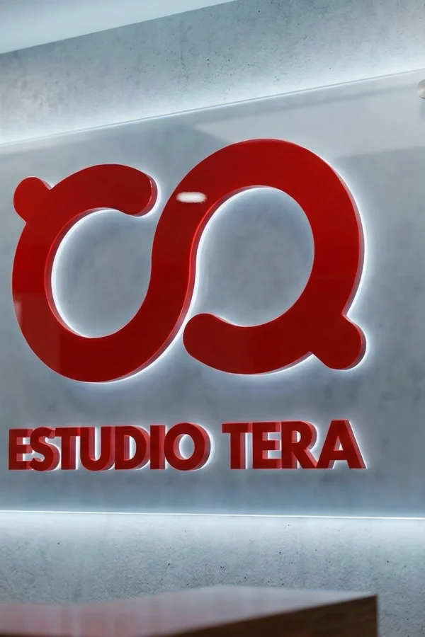 servicio de corte cnc en acrílico_guatemala